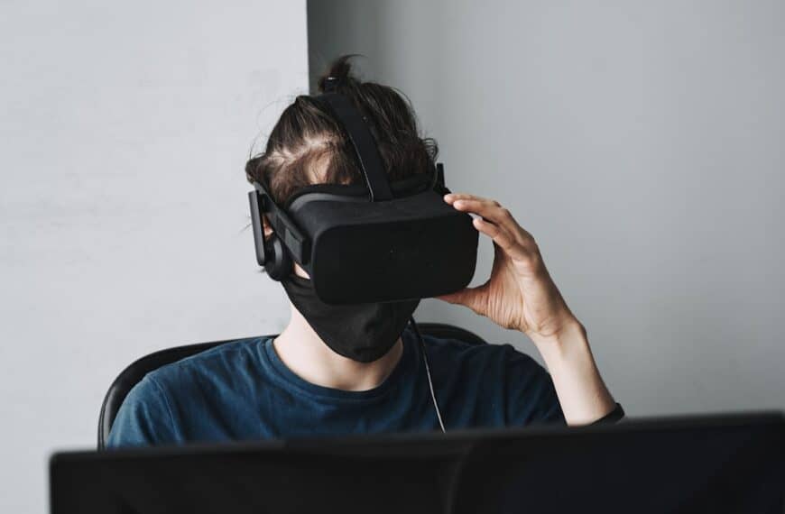 Unleashing the Power of OpenAI GPT-3: Programming, Language Generation, Chatbots, Machine Learning, Text Understanding