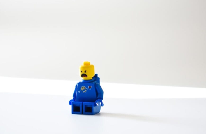 KI-gesteuerte Gefühlserkennung in Musik – KI-Systeme können Musik analysieren, um die Stimmung und das Gefühl zu erkennen und personalisierte Soundtracks basierend auf den Emotionen des Benutzers zu erstellen. Anwendungsfälle: personalisierte Musikwiederg