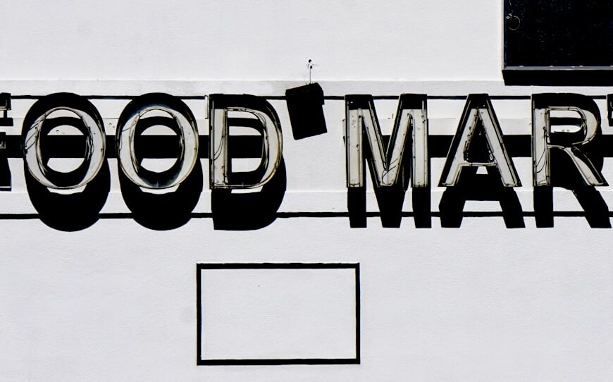 KI-gesteuerte Lebensmittelallergieerkennung – KI-Systeme können Lebensmittelzutaten analysieren und Benutzer über potenzielle allergische Reaktionen informieren. Anwendungsfälle: automatische Überprüfung von Lebensmittelkennzeichnungen, personalisierte Wa