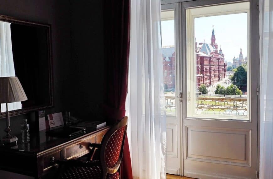 Exploring the Future: Metaverse Online Shopping