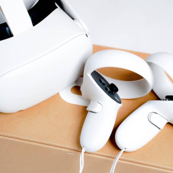 Exploring New Horizons with Virtual Reality