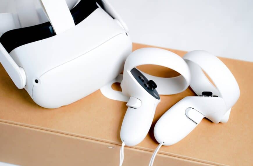 Exploring New Horizons with Virtual Reality