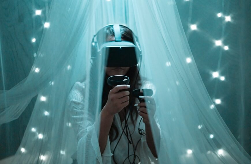 Second Life 2: The Next Generation of Virtual Reality