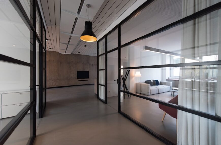 Embracing the Metaverse: The Future of Workplace Collaboration