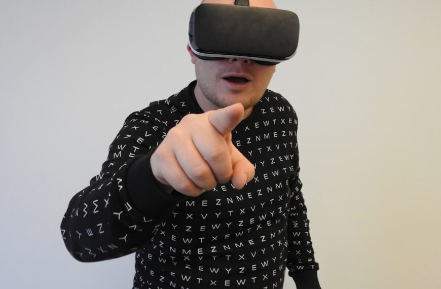 Exploring the Metaverse: A Virtual Reality Adventure