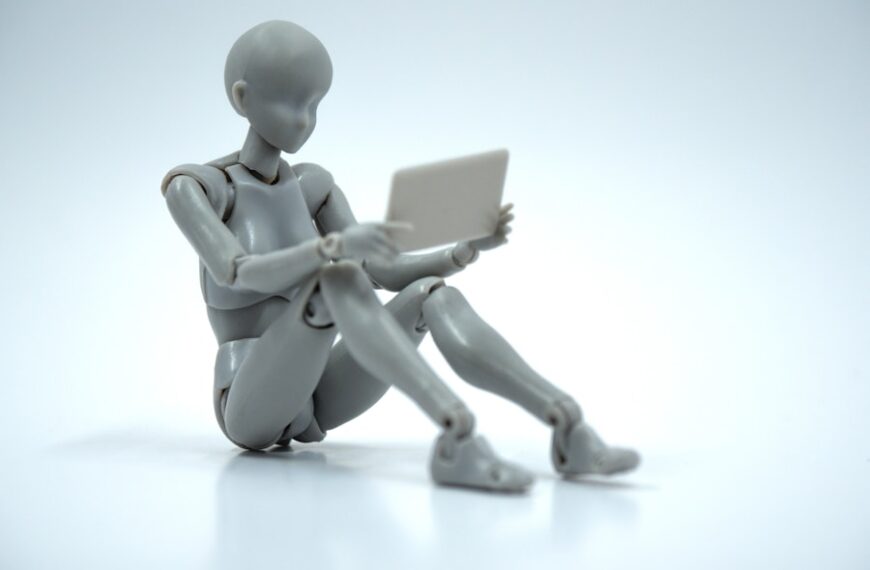 AI-driven Content Moderation: Social Media Moderation, Automatic Filtering of Inappropriate Content on Online Platforms