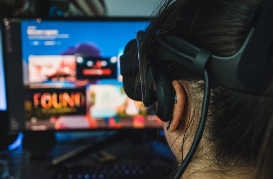 Exploring the Metaverse with a New Browser