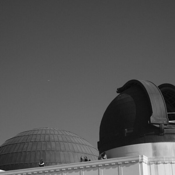 AI-driven Astronomy Target Tracking: Asteroid Detection, AI-controlled Telescope Tracking & Discovery of New Star Constellations