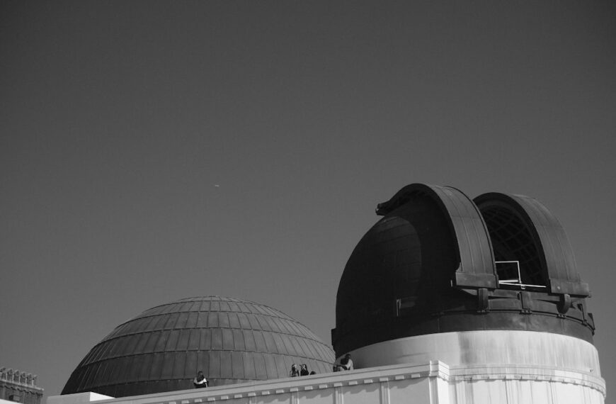 AI-driven Astronomy Target Tracking: Asteroid Detection, AI-controlled Telescope Tracking & Discovery of New Star Constellations