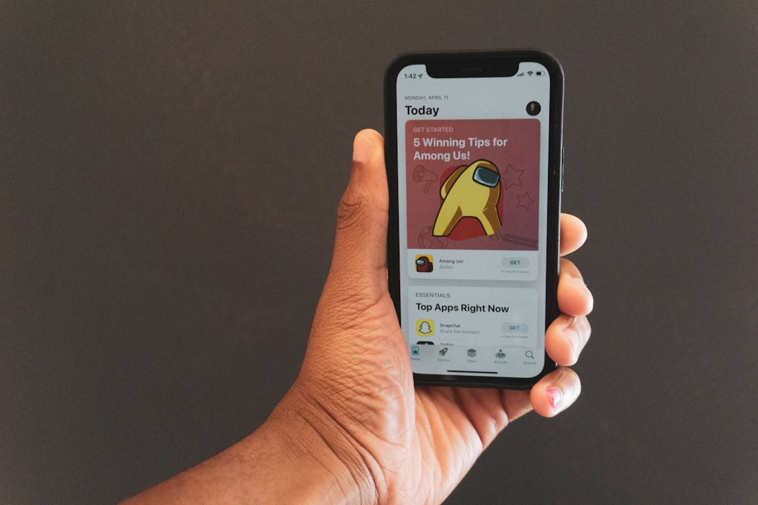 AI-driven Social Media Content: Personalized Social Media Feeds, AI-based Hashtag Suggestions & Automatic Image Captions
