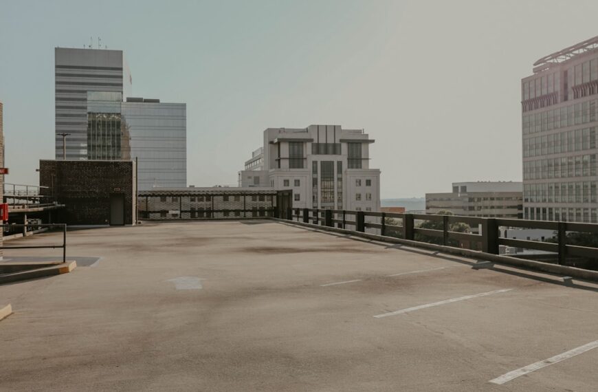 Exploring the Metaverse: Sims and Virtual Worlds