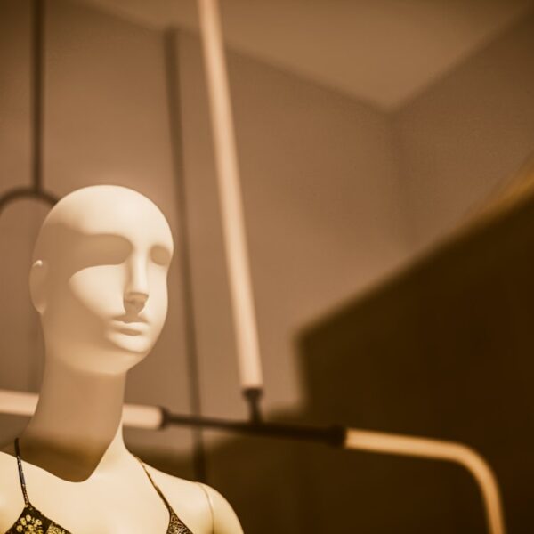 Exploring the IMVU Metaverse